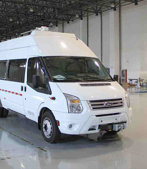 <b>车载蜜桃网站入口池UPS应用——通信指挥车</b>