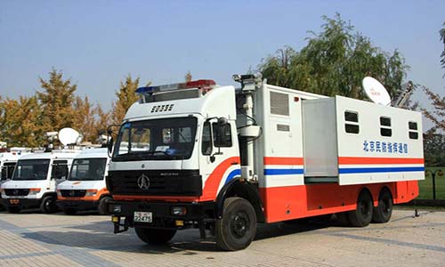 <b>应急通信指挥车供电重要设备—蜜桃网站入口车载式UPS</b>