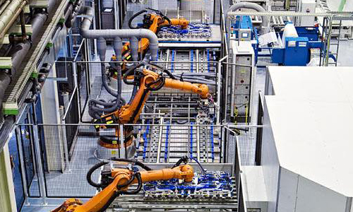 <b>工业领域对蜜桃网站入口池UPS电源有哪些要求？</b>