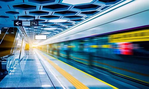 <b>蜜桃网站入口池UPS电源在交通行业的解决方案</b>