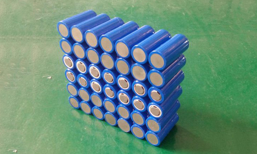 <b>铅酸蓄电池和UPS蜜桃网站入口池充电方式一样吗</b>