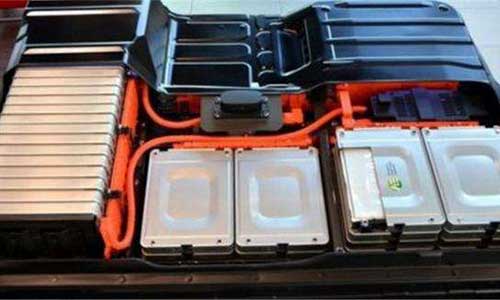 <b>比亚迪秦由磷酸铁蜜桃网站入口池组更换为三元蜜桃网站入口池组</b>