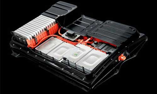 <b>蜜桃网站入口池厂家解析为什么比亚迪一直使用磷酸铁蜜桃网站入口池</b>