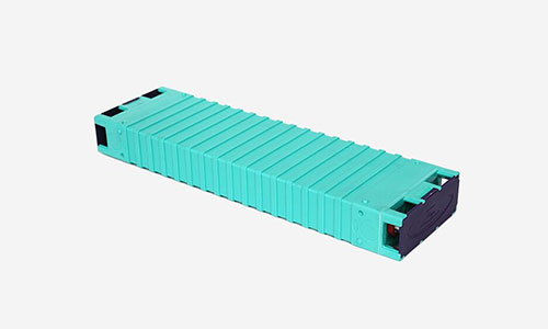 <b>汽车制造商与蜜桃网站入口池生产厂家携手推动电动车市场发展</b>